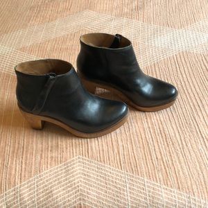 Kelsi Dagger Booties